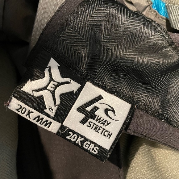 Men’s Ripcurl ski pants - Picture 3 of 3